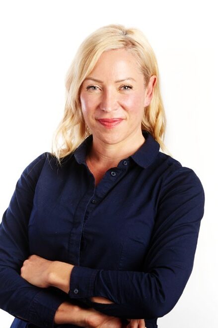 Dr. Carmen Gould